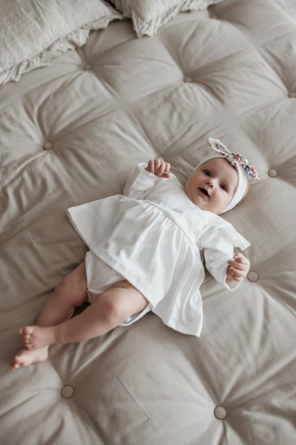 Body z sukienką dla niemowlaka biała - Dolce Sonno