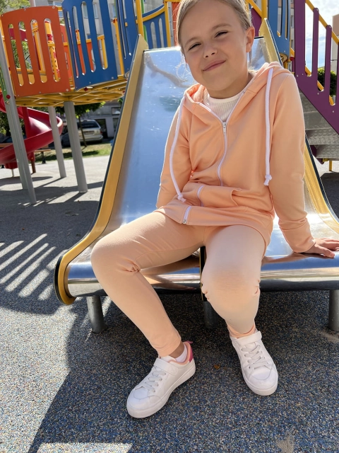 Bluza dziewczęca z kapturem rozpinana CoccoOrange - Wualaa by dolce sonno