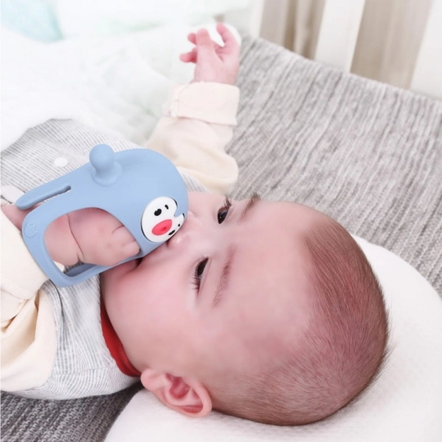 Smily Mia Gryzak silikonowy Pingwin Light blue