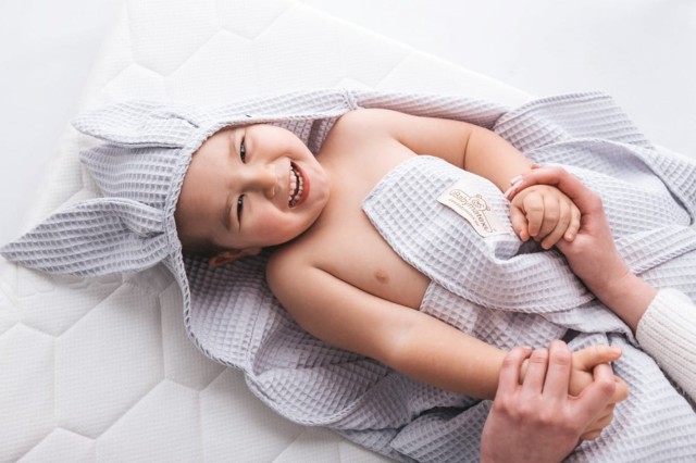 Okrycie kąpielowe Wafel Prestige Bunny 70x140cm - jasny szary | BabyMatex - TB0546_42