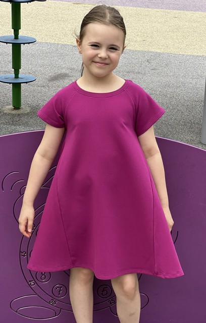 Sukienka dziewczęca z dzianiny dresowej Holly/Fuksja Girl Summer - Dolce Sonno
