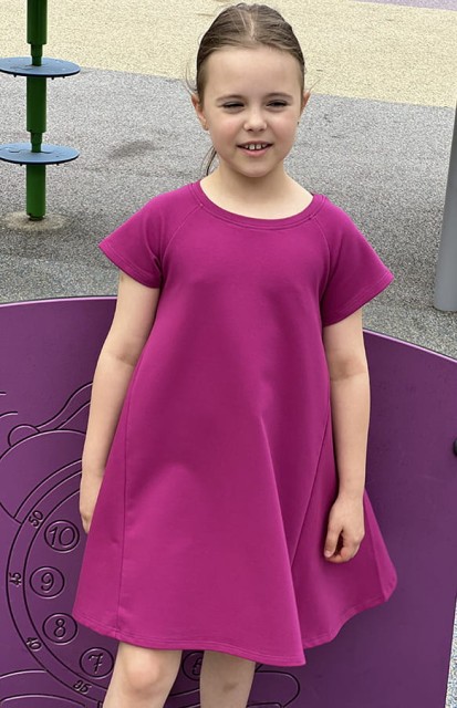 Sukienka dziewczęca z dzianiny dresowej Holly/Fuksja Girl Summer - Dolce Sonno