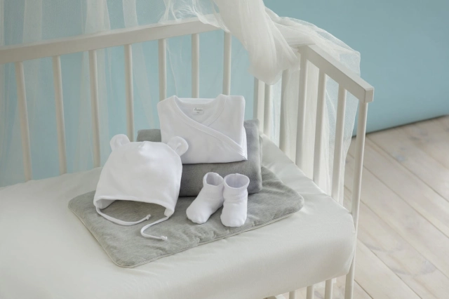 Body kopertowe z długim rękawem white - Lovely Day | Pinokio