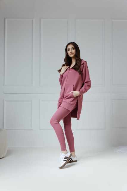 Comfort & Luxury - Długa bluza na ekspres z kapturem Layla Malaga6.jpg