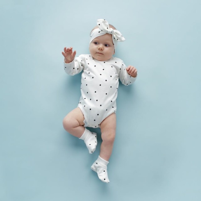 Body z długim rękawem ecru w groszki - Tres Bien | Pinokio