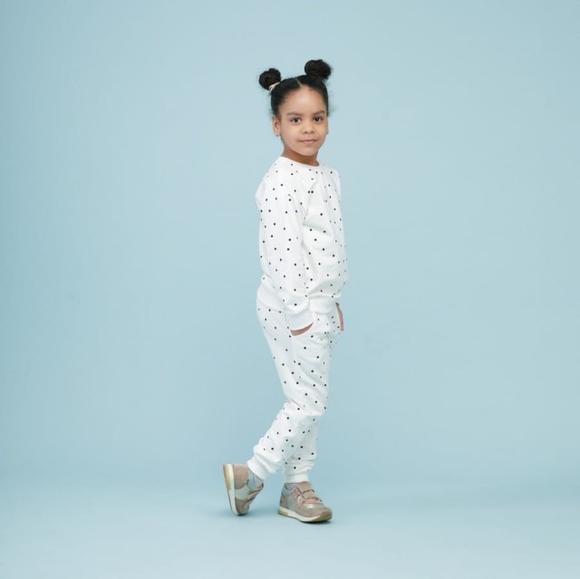 Spodnie dresowe dla dzieci i niemowląt ecru w groszki - Tres Bien | Pinokio