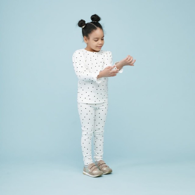 Legginsy dla dziewczynki ecru w groszki - Tres Bien | Pinokio