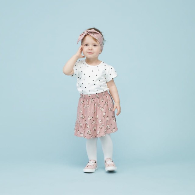 Koszulka z krótkim rękawem T-shirt ecru w groszki - Tres Bien | Pinokio