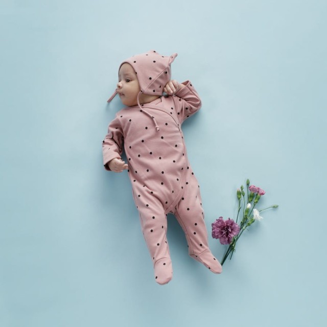 Pajac kopertowy na napy różowy w groszki - Tres Bien | Pinokio