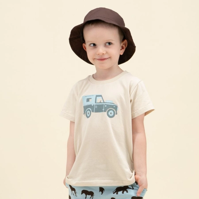 Koszulka z krótkim rękawem T-shirt dziecięcy beżowy z autkiem - Safari Pinokio