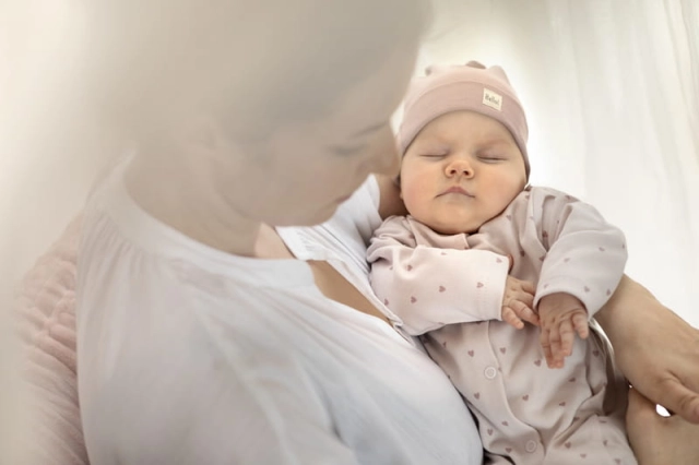 Czapka bawełniana dla niemowlaka Pink - Hello | Pinokio