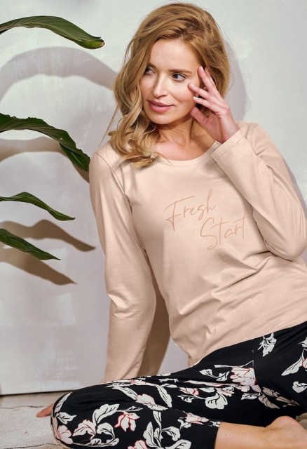 Bawełniana piżama damska Kattie z długim rękawem | Taro 3234