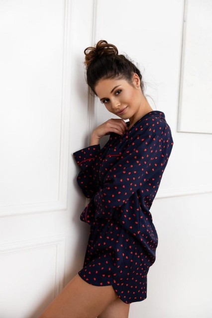 Dzianinowa piżama z kołnierzykiem zapinana na guziczki - Maisie | Sensis