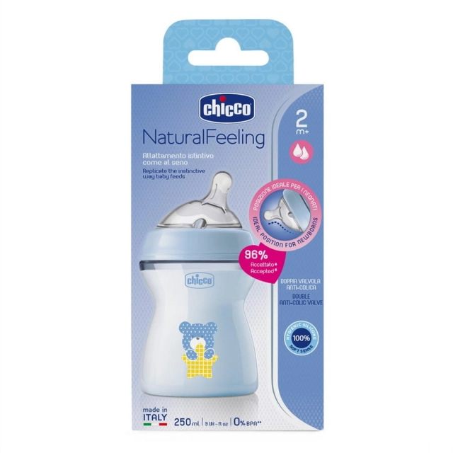 Butelka Natural Feeling plastikowa Chicco do karmienia 2m+ 250ml niebieska