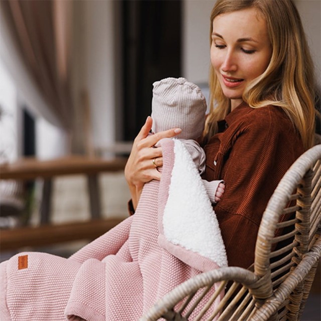 Kocyk bawełniany z ociepleniem 75x100 cm Różowy | BabyOno 1659/01