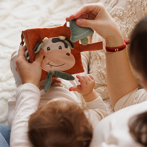 ksiazeczka-sensoryczna-cow-bingo-babyono-B.O.1690-01