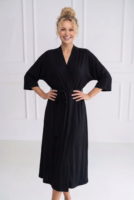 Czarny długi szlafrok damski Winnet z miękkiej dzianiny bawełnianej Silk Touch – Dolce Sonno