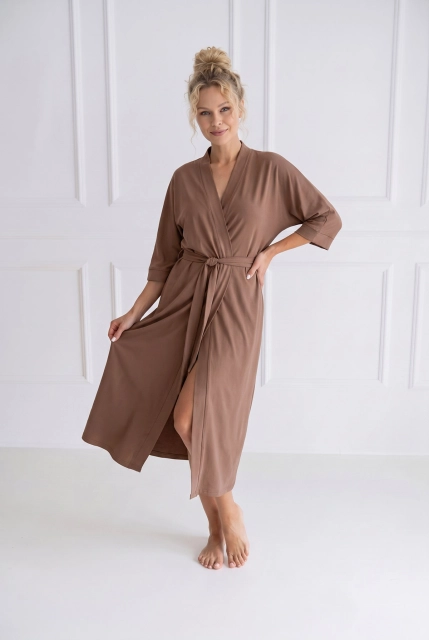 Długi szlafrok damski Winnet Mocca z miękkiej dzianiny bawełnianej Silk Touch – Dolce Sonno