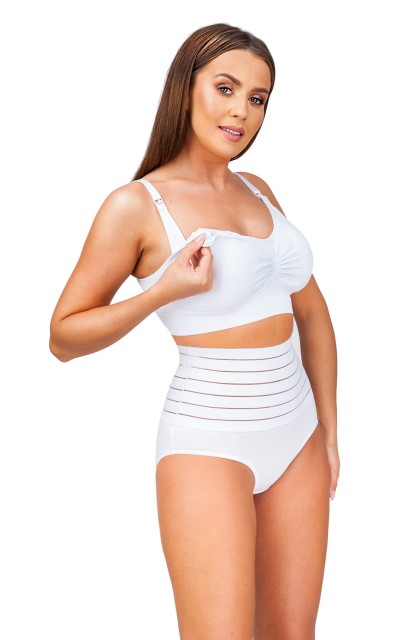 Biały - karmienie.jpg