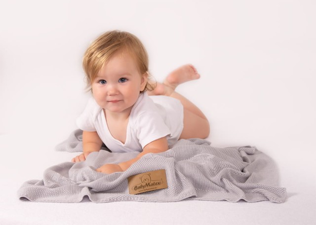 Bambusowy kocyk niemowlęcy szary 75x100 cm | Thai - BabyMatex